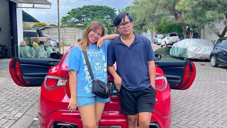 Kia dan Bari