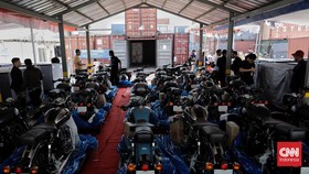 FOTO: Lelang 60 Unit Motor Royal Enfield