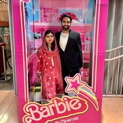 Potret Malala Yousafzai Nonton Barbie Malah Viral, Captionnya Bikin Salah Fokus