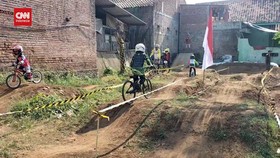 VIDEO: Kakek Di Pasuruan Sulap Lahan Kosong Jadi Sirkuit Sepeda