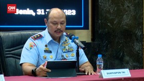VIDEO: Puspom TNI Tetapkan Kabasarnas Marsdya Henri Alfiandi Tersangka
