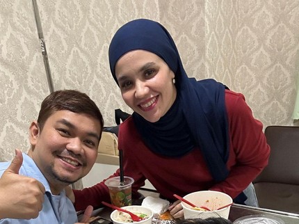 Indra Bekti Jalani Operasi Sinus Didampingi Aldilla, Petunjuk Bakal Rujuk?