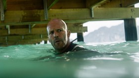 Kritikus Nilai The Meg 2 Konyol dan Durasinya Terlalu Panjang