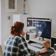 Mengenal 'Lazy Girl Job' yang Ramai di Twitter, Apa Maksudnya?