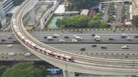 Arsitek Bantah Jembatan Lengkung LRT Jabodebek Salah Desain