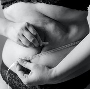 Coba Mulai Besok, Ini 4 Jenis Diet Terbaik untuk Kamu yang Miliki Lemak Membandel