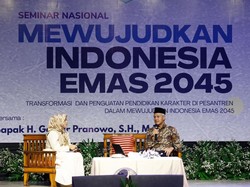 Ganjar Tekankan Pentingnya Pendidikan Karakter untuk Indonesia Emas 2045