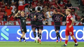 Liverpool Buang Keunggulan, Bayern Menang Dramatis
