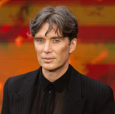 Film 'Oppenheimer' Raup Untung Rp6 Triliun, Segini Bayaran Cillian Murphy?