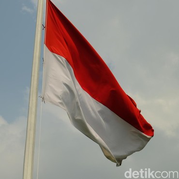 7 Contoh Surat Himbauan Pemasangan Bendera 17 Agustus 2024 dari RT hingga Camat