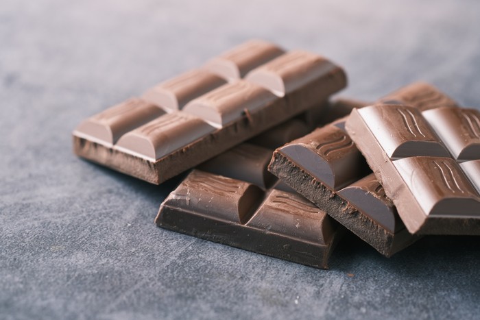 Ilustrasi dark chocolate. /Foto: Unsplash.com/
Towfiqu barbhuiya.