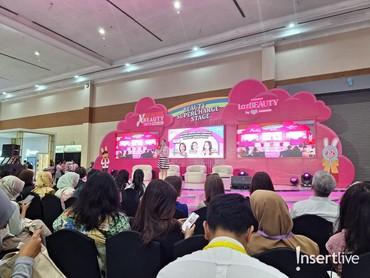 Antusiasme Pengunjung di Jakarta X Beauty 2023 Day 1