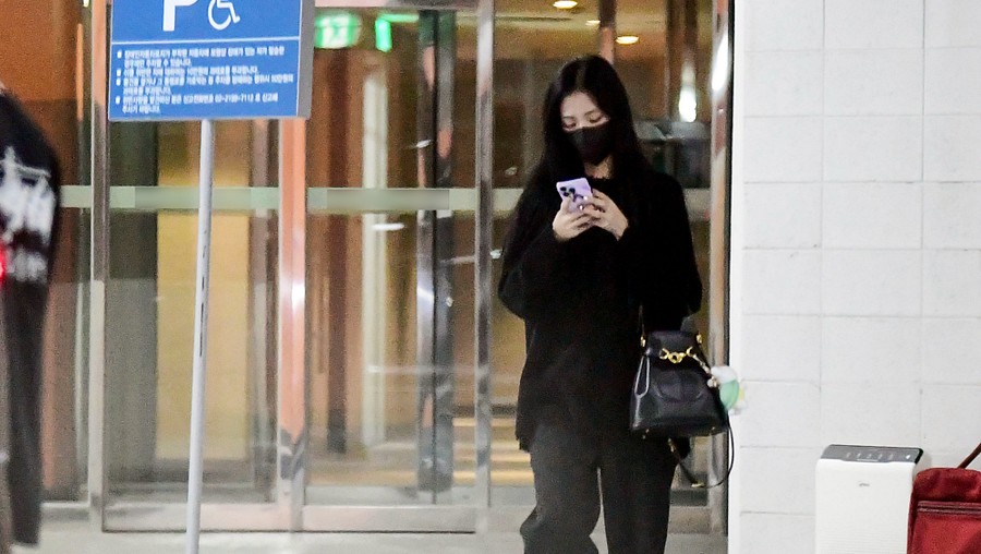 Jisoo BLACKPINK dan Ahn Bo Hyun terungkap pacaran