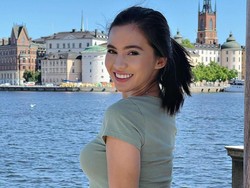 Karen Nijsen Kunjungi PAUD Lagi Sambil Berbagi Kebahagiaan dengan Misi Sosial