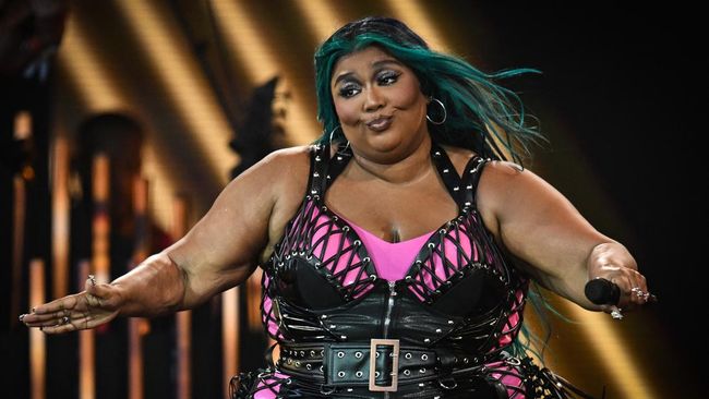 Lizzo bersiap menuntut balik tiga penari yang menggugat dia dengan tudingan pelecehan seksual dan intimidasi.