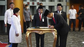 Megawati Lantik Rektor Unhan Jadi Wakil Kepala BRIN