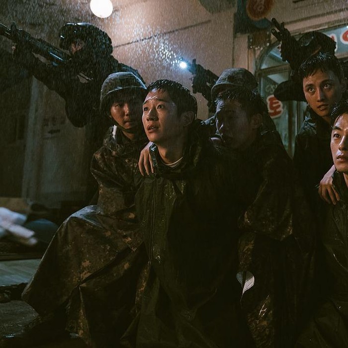 Potret potongan adegan dalam drama Korea Netflix bertajuk D.P. 2.