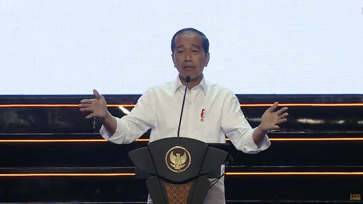 Presiden Joko Widodo saat menghadiri Acara Puncak LPDP Festival 2023. (Tangkapan Layar Youtube LPDP RI)