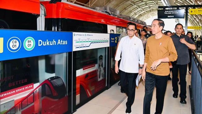 Respons Jokowi Soal LRT Jabodebek yang Salah Desain