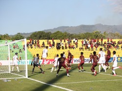1.582 Penonton Saksikan Kekalahan PSM Atas Persik di Stadion BJ Habibie