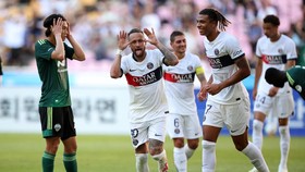 Hasil Uji Coba: Neymar 2 Gol, PSG Gebuk Jeonbuk 3-0