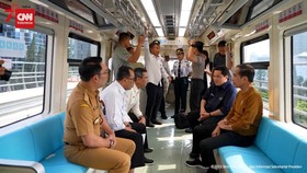 VIDEO: Jokowi Sebut LRT Tidak Usah Buru-buru Dioperasikan, Dicek Dulu