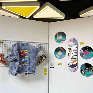 Sambut Kemerdekaan, YELLO Hotel Harmoni & SKY Ornare Hadirkan Pameran Urban Independence