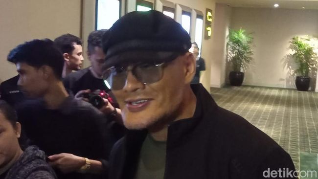 Dilantik Jadi Stafsus Menhan, Berapa Gaji Deddy Corbuzier?