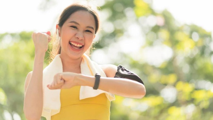 5 Kebiasaan Sehat Rekomendasi Ahli Buat Kamu yang Berusia 20-an