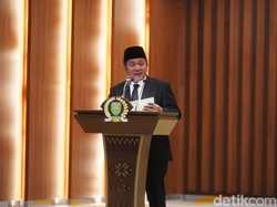 Diminta NasDem Nyaleg, Herman Deru Pilih Maju Pilgub Lagi