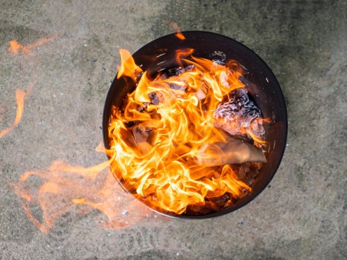 Remaja 16 Tahun Diduga Bakar Kios Lele Tewaskan Nenek & Paman di Bogor