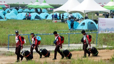 Pemerintah RI belum berencana menarik 1.500 pramuka yang sedang mengikuti Jambore Dunia Ke-25 di Korea Selatan yang saat ini diterpa cuaca gelombang panas.