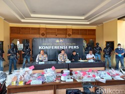 5 Orang Ditangkap Densus di Sukoharjo-Boyolali Berencana Serang Mapolresta Solo