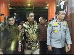 Mahfud Md Jenguk Sultan Korban Terjerat Kabel Menjuntai