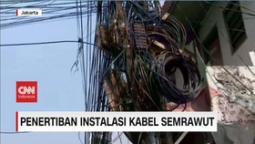VIDEO: Penertiban Instalasi Kabel Semerawut di Jakarta Selatan