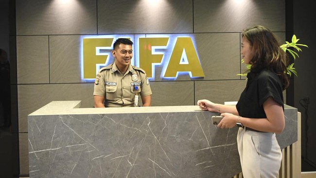 PSSI sudah menyiapkan sebuah ruangan di lantai 12 Gedung Menara Mandiri II, Jakarta, sebagai kantor FIFA.