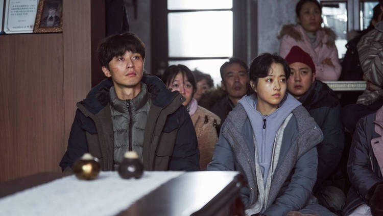 Park Seo Joon dan Park Bo Young jadi pasutri di Concrete Utopia Park Seo Joon dan Park Bo Young jadi pasutri di Concrete Utopia