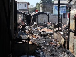 Kebakaran Pasar Sadang Serang, 179 Los Hangus Terbakar