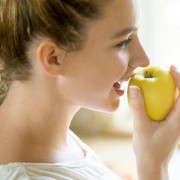 Doyan Ngemil? Ini 7 Makanan yang Boleh Dikonsumsi Lebih Banyak Setiap Hari