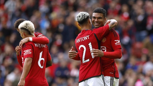 Masa depan Casemiro di Manchester United jadi tanda tanya setelah ia tak ikut pesta perayaan gelar juara 'Setan Merah' di ajang Piala FA.