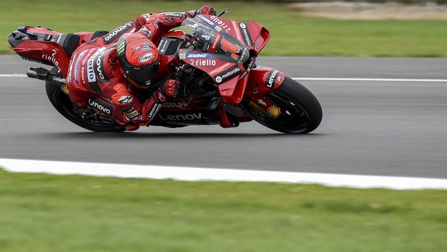 Francesco Bagnaia akan memulai balapan dari posisi paling depan usai menjadi yang tercepat saat kualifikasi MotoGP Austria, Sabtu (19/8) sore WIB.