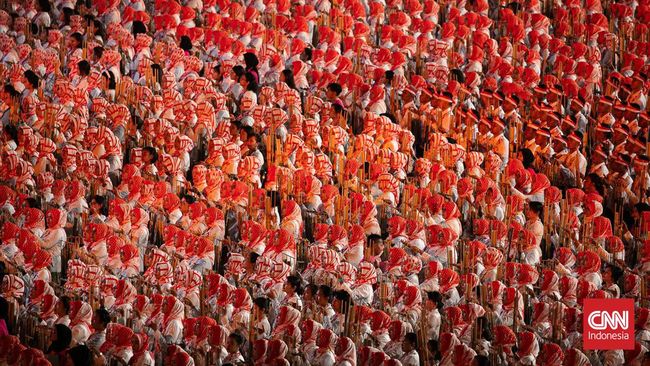 Saung Angklung Udjo (SAU) sukses menjadi inisiator pemecah rekor baru untuk pagelaran angklung terbesar di dunia di Stadion Utama Gelora Bung Karno.