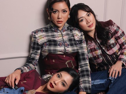 7 Potret Puput Istri Ahok yang Semakin Cantik dan Modis saat Bareng Geng Artis