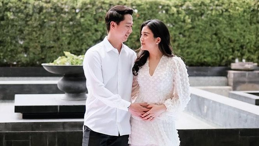 Valencia Tanoe dan Kevin Sanjaya saat menggelar gender reveal.