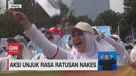 VIDEO: Aksi Unjuk Rasa Ratusan Nakes