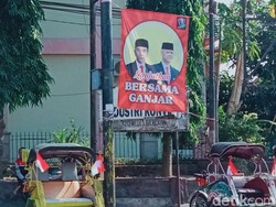 Ganjarist Klaten Pasang Baliho Ganjar-Jokowi Tepis Jokowi Dukung Calon Lain