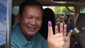 Raja Kamboja Angkat Anak Sulung Hun Sen Jadi PM Baru