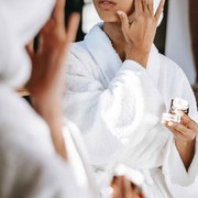 Bisa Langsung Dikenali, Ini Ciri-ciri hingga Dampak Skincare Bermerkuri yang Bahaya untuk Dipakai!