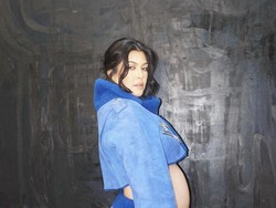 Kourtney Kardashian Melahirkan Anak Travis Baker, Melalui Kondisi Darurat
