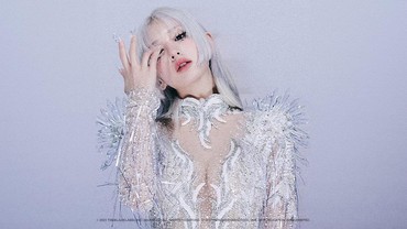 Lirik Lagu Fast Forward - Jeon Somi